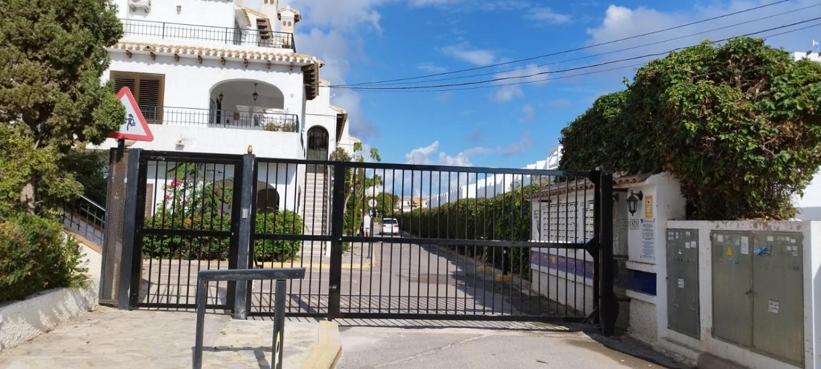 Casa Billarose - Lovely House Overlooking Pool & Walking Distance To The Beach And Restaurants Cabo Roig Exteriér fotografie