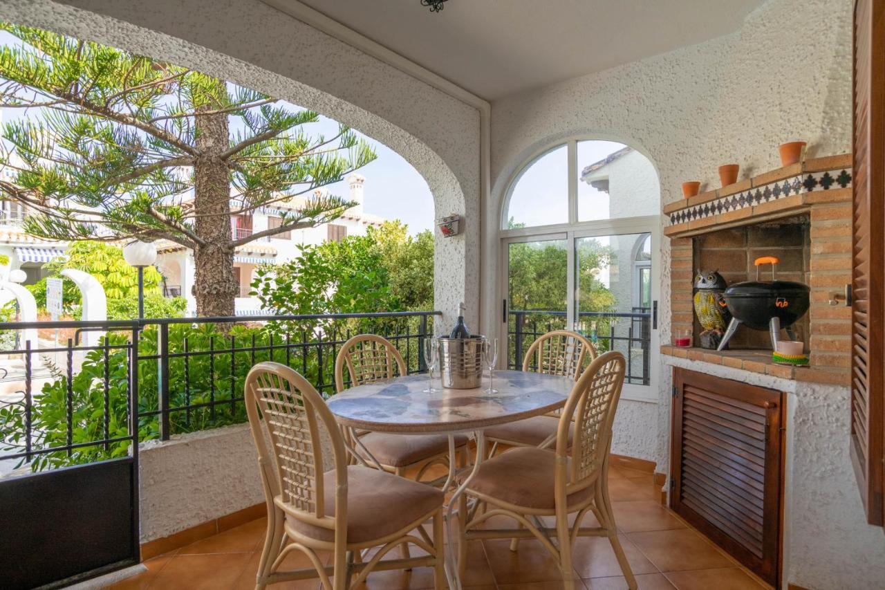 Casa Billarose - Lovely House Overlooking Pool & Walking Distance To The Beach And Restaurants Cabo Roig Exteriér fotografie